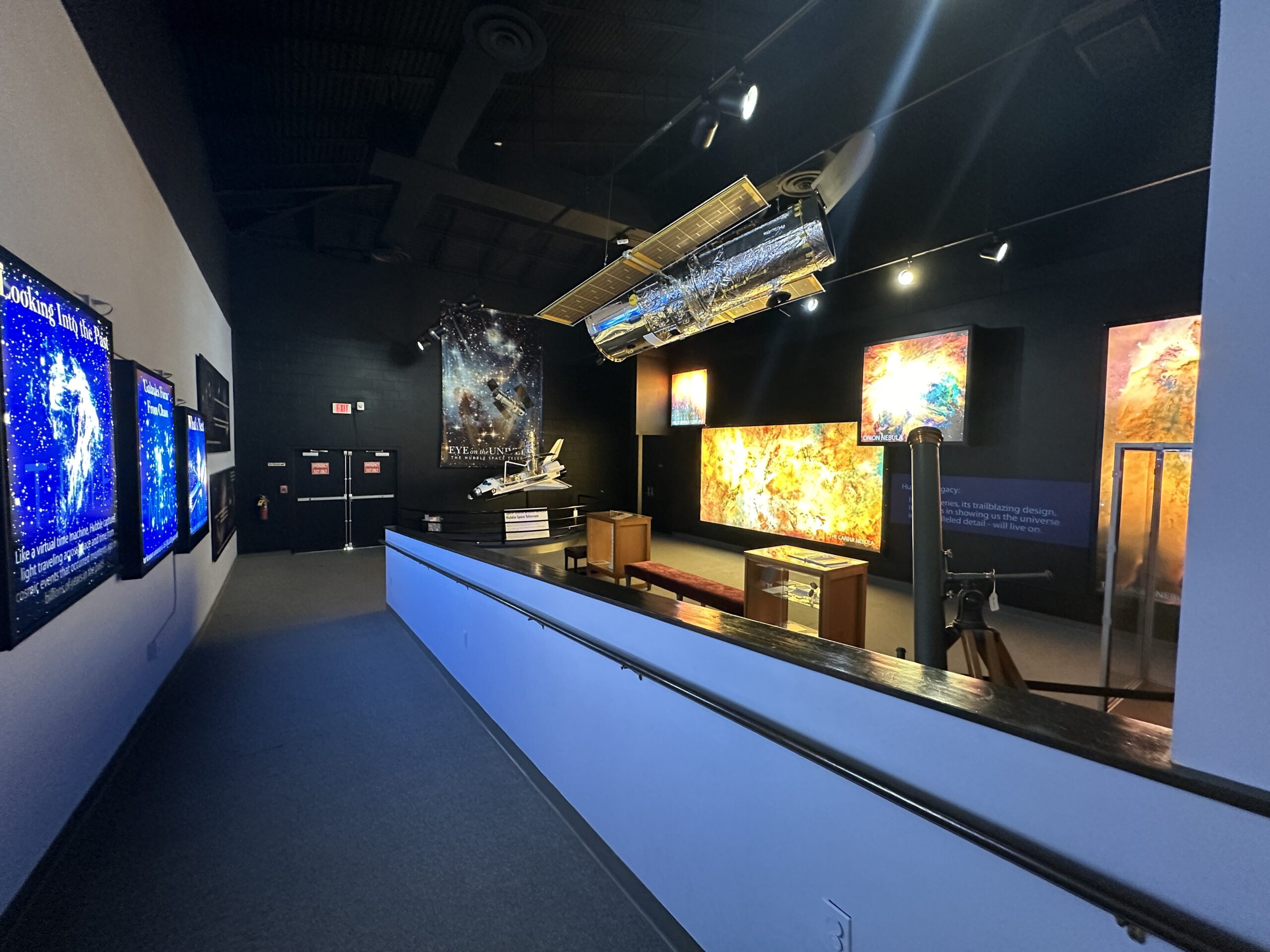 hubble exhibit at the brevard history and natural sciences museum