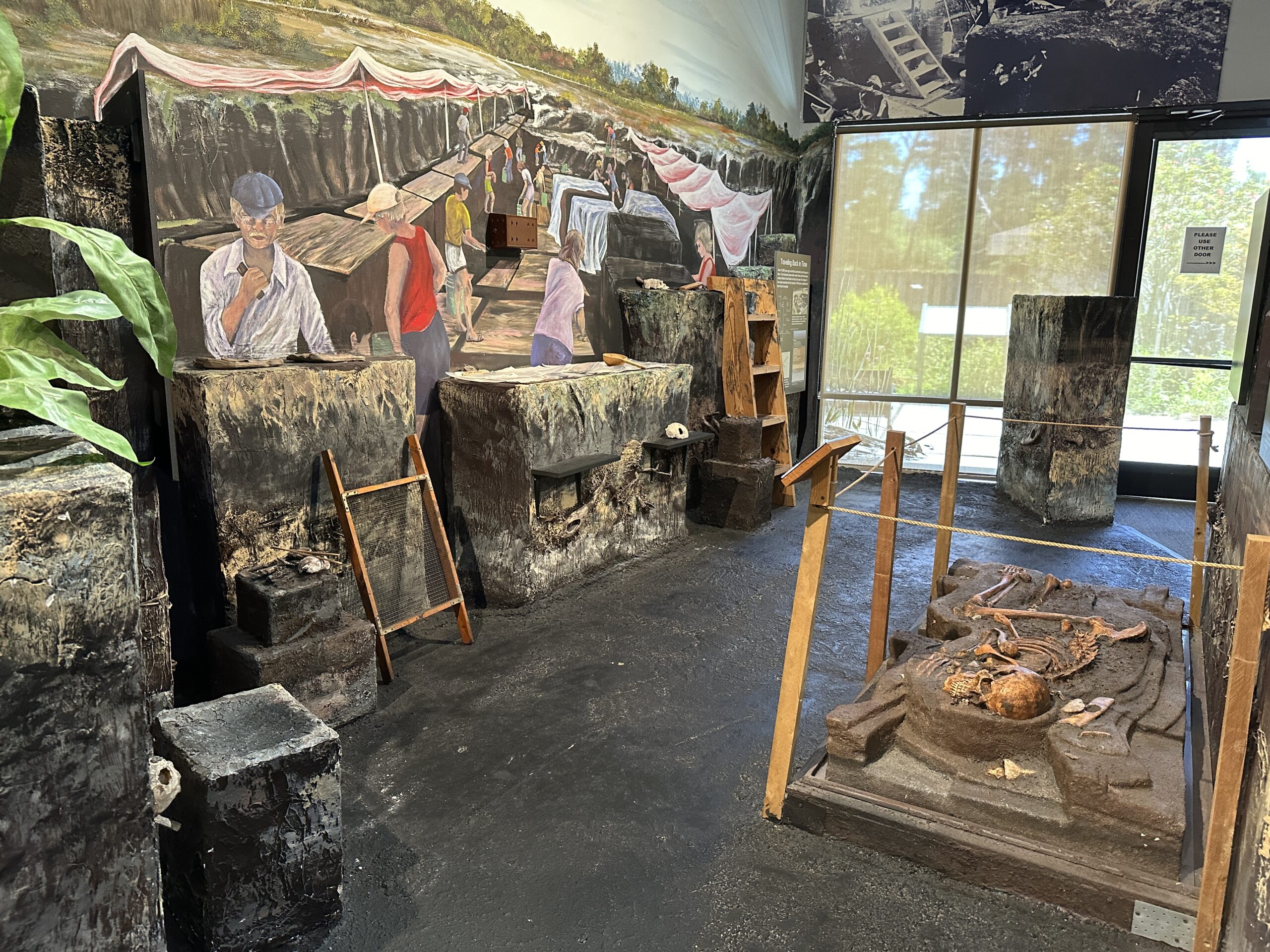 Windover bog people exhibit