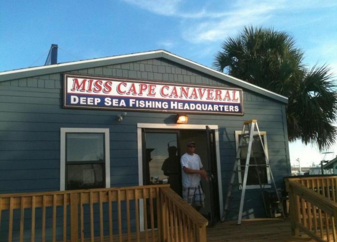 Miss Cape Front