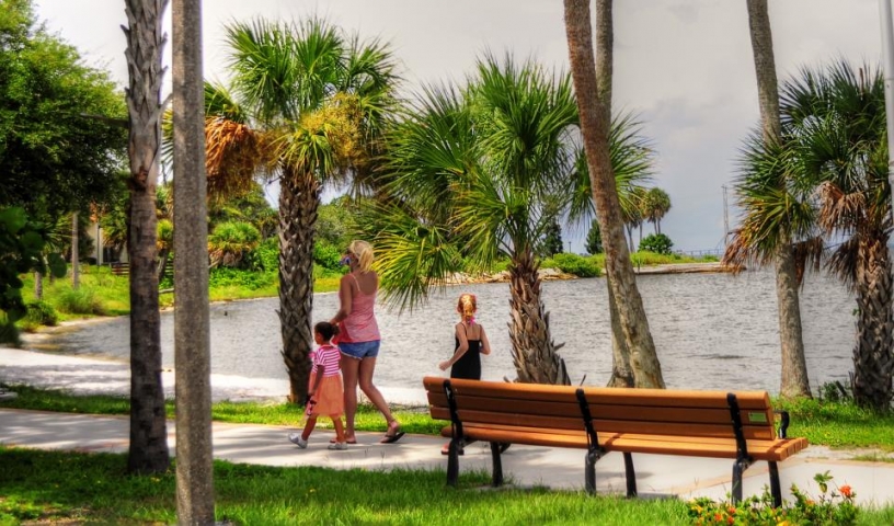 Castaways Point Park Family Taking a Walk