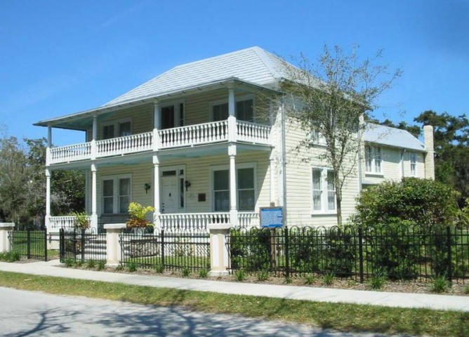 Historic Rossetter House Museum & Gardens Exterior