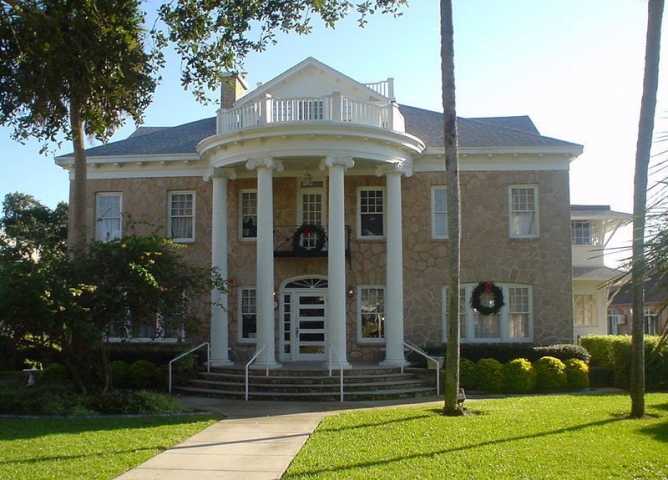 Porcher House Exterior