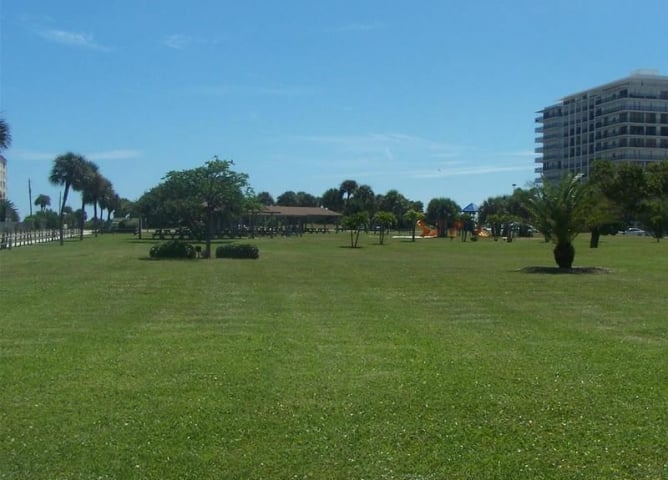 Sidney Fischer Park Lawn View