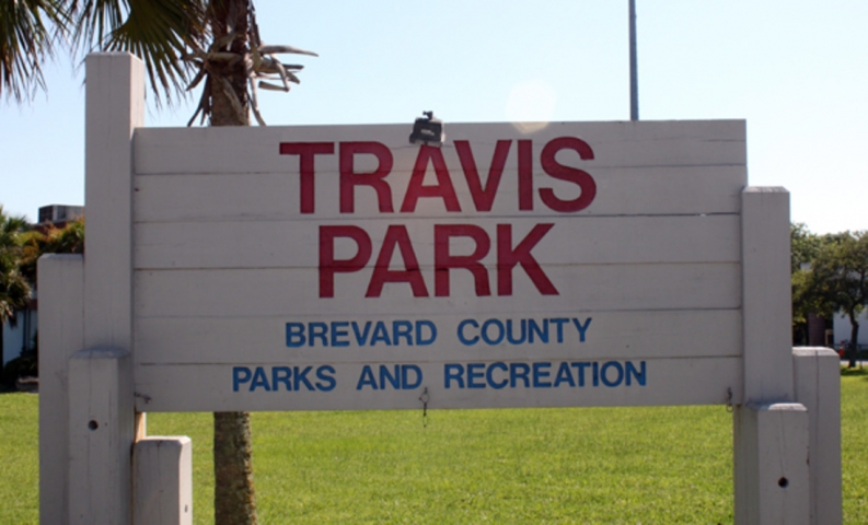 Travis Park Sign
