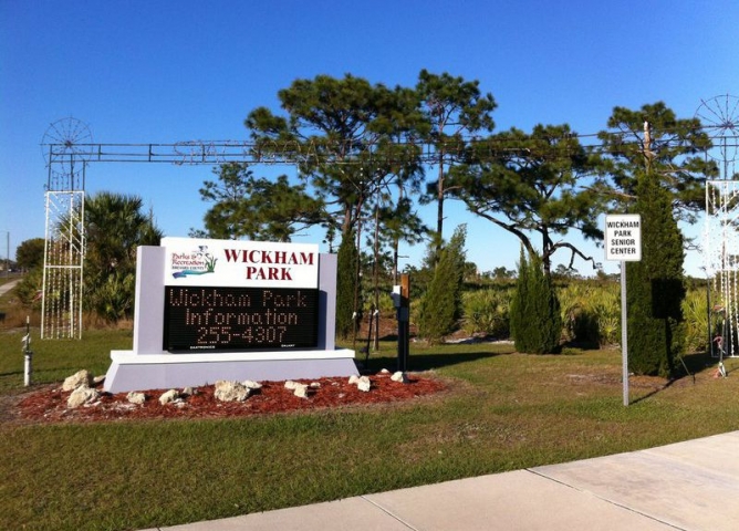 Wickham Park Outdoor Sign