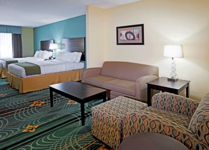 Holiday Inn Express Palm Bay Room 2
