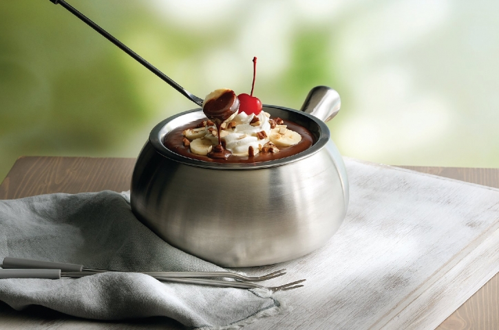 The Melting Pot Chocolate Fondue