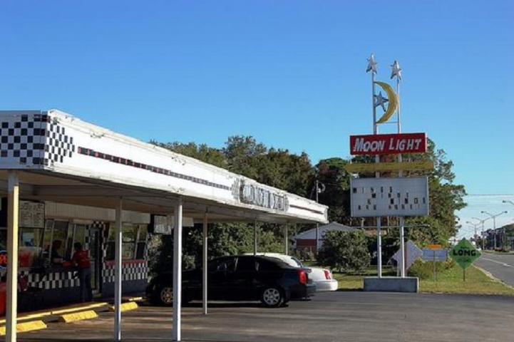 Moon Light Drive-In Diner Exterior