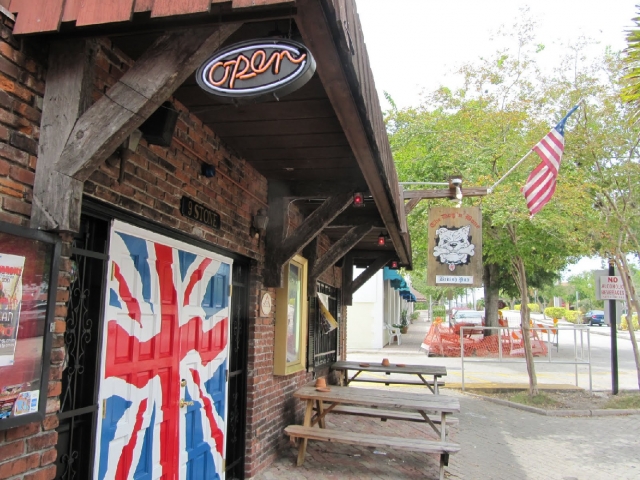 Dog N' Bone British Pub Exterior