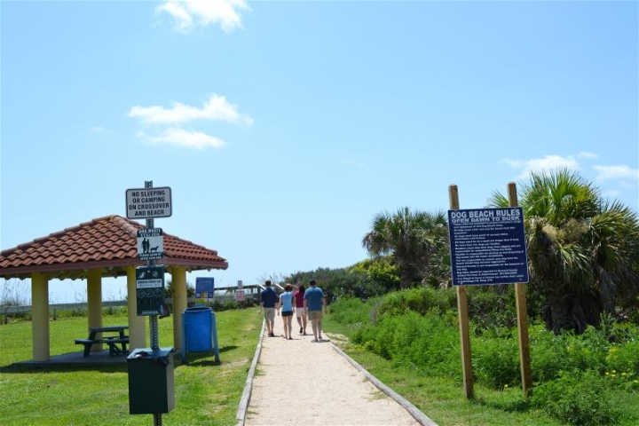 Canova Beach Park Group Walking Towards Beach Next to Covered Picnic Table