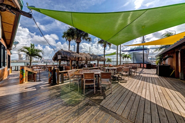 Grills Seafood Deck & Tiki Bar Daytona