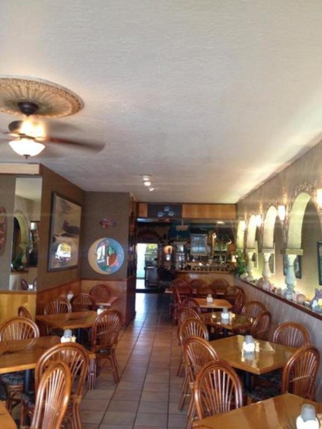 Island Fish Grill Interior 2
