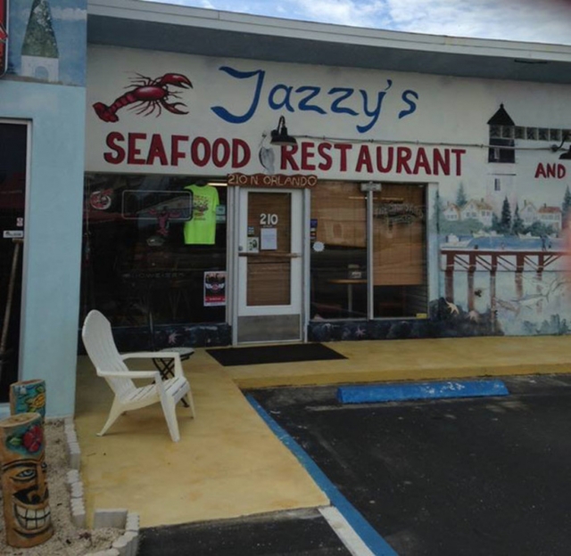 Jazzy's Exterior