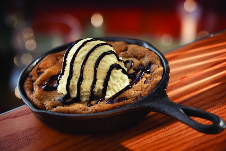 Chili's Ice Cream on Cast Iron Cookie