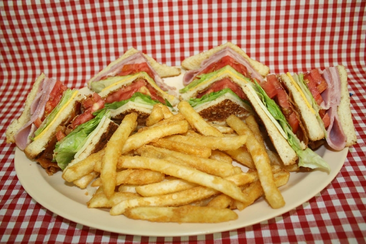 Country Cookin' Diner - Port St. John Club Sandwich