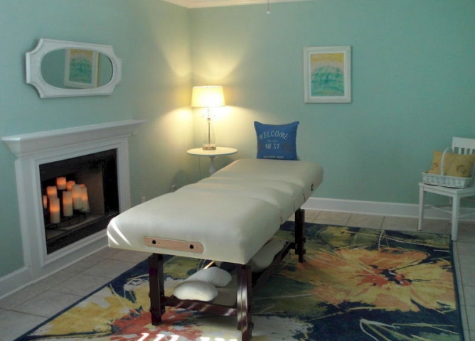 Windemere Inn by the Sea Massage Table