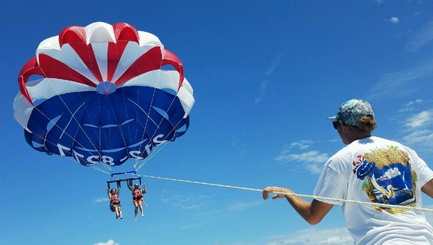 Cocoa Beach Parasail Couple being Pulled In