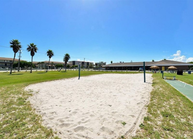 Americas Best Value Inn Satellite Beach Volley Ball Pit