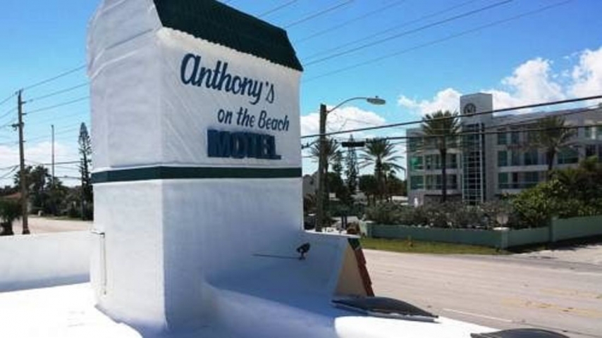 Anthony's On The Beach Outdoor Sign