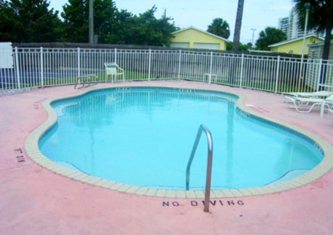 Atlantic Inn Pool