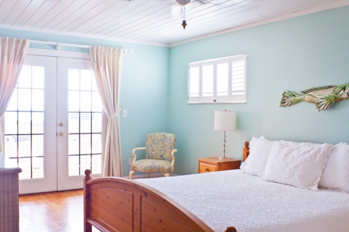 Beach Bungalow Room 1
