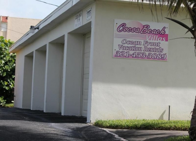 Cocoa Beach Villas Rental Signs