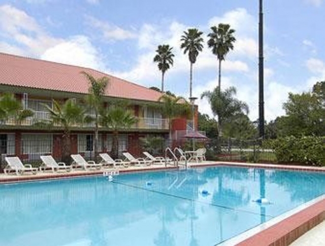 Days Inn Cocoa Pool