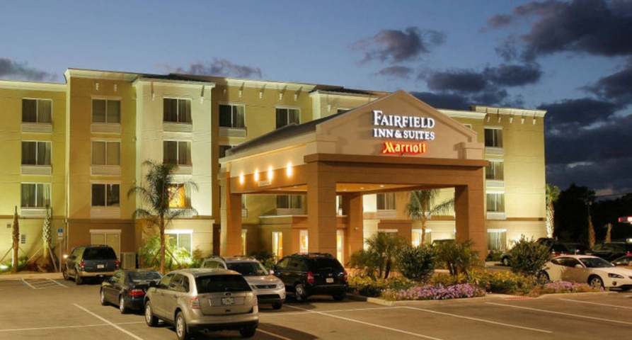 Fairfield Inn & Suites Evening Exterior