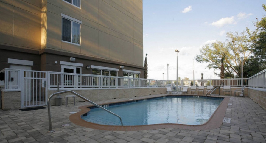 Fairfield Inn & Suites Pool