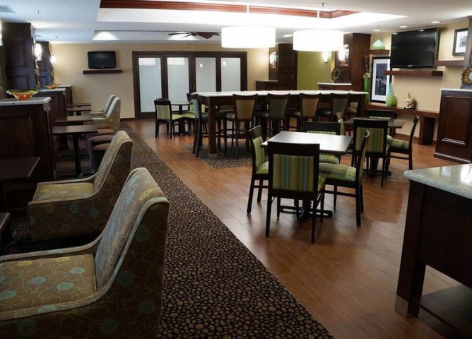 Hampton Inn I-95/Kennedy Space Center Lobby
