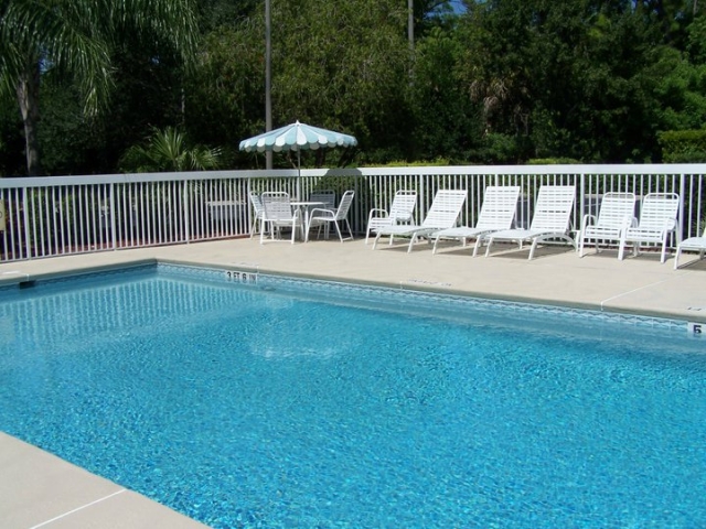Hampton Inn Melbourne Pool