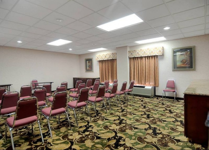 Hampton Inn Melbourne Meeting Room