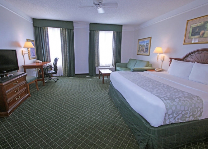 La Quinta Inn & Suites Melbourne Room 2