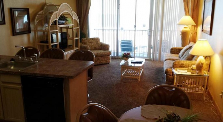 Ocean Landings Room 1