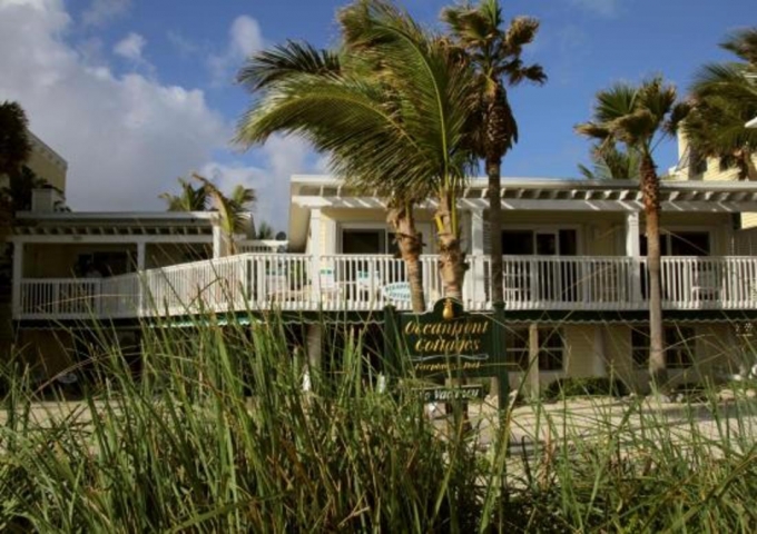 Oceanfront Cottages Exterior