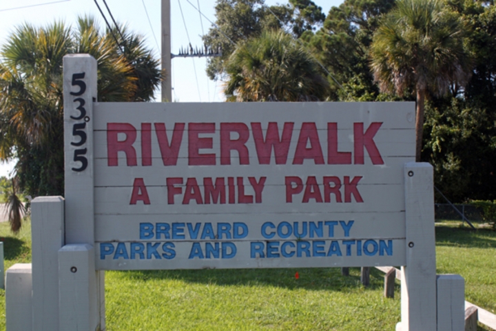 Riverwalk Nature Center Outdoor Sign