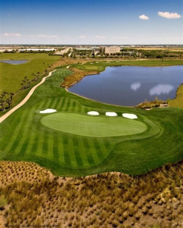 Duran Golf Club Aerial Shot of Hole
