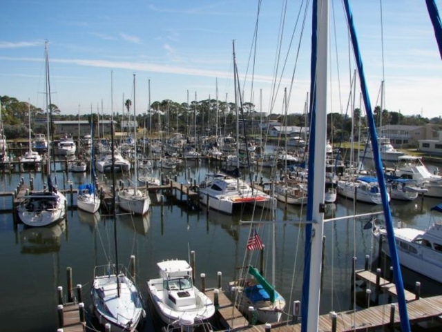 Telemar Bay Marina 1