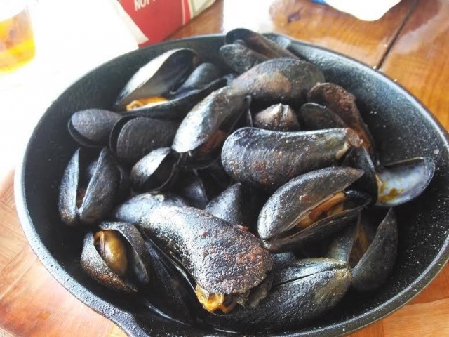 Old Fish House Bar & Grill Mussels