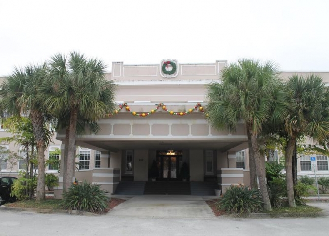 The Henegar Center Entrance