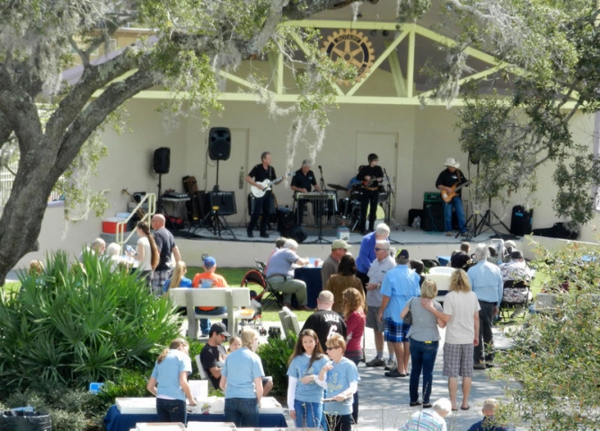 Eau Gallie Arts District Band Performing in Park