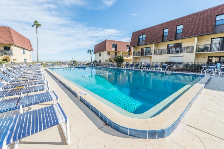 Cocoa Beach Club Condominium pool