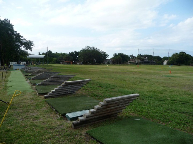 US 1 Golf Center Driving Range Bays