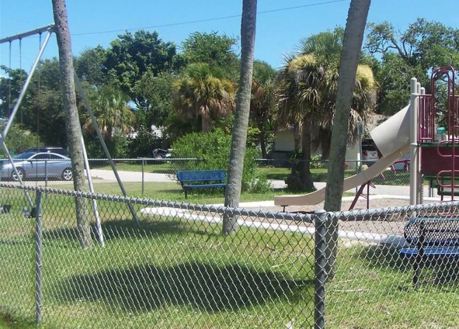 Cove Park Playground