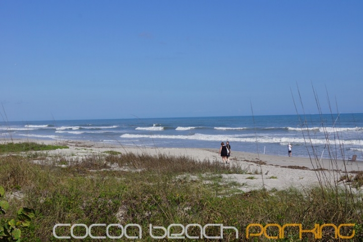 Tables Beach Waves Coming In