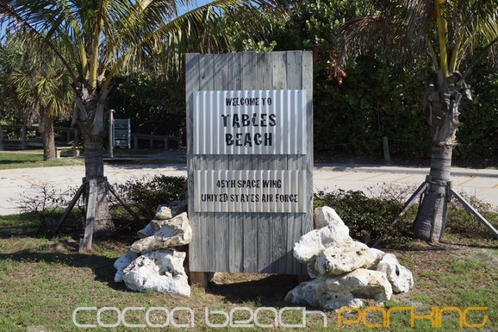 Tables Beach Outdoor Welcome Sign