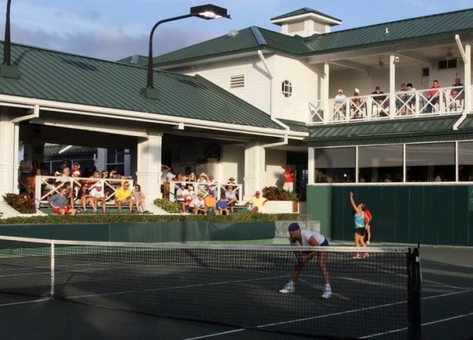 Kiwi Tennis Club Tennis Court