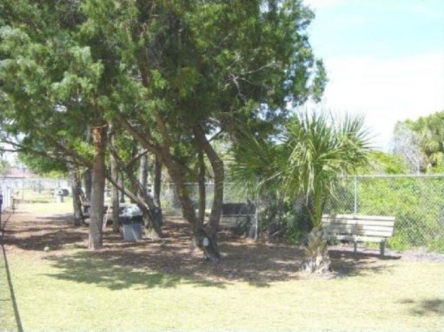 Satellite Beach Dog Park Shaded Benches