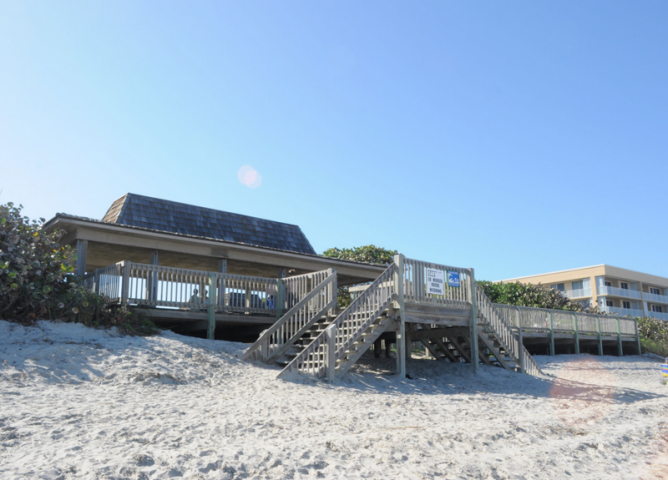 Bicentennial Beach Park Beach Access