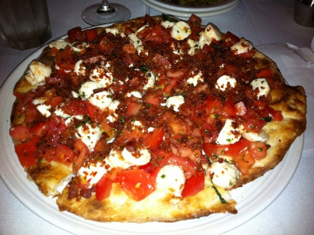 Amici's Italian Restaurant Pizza